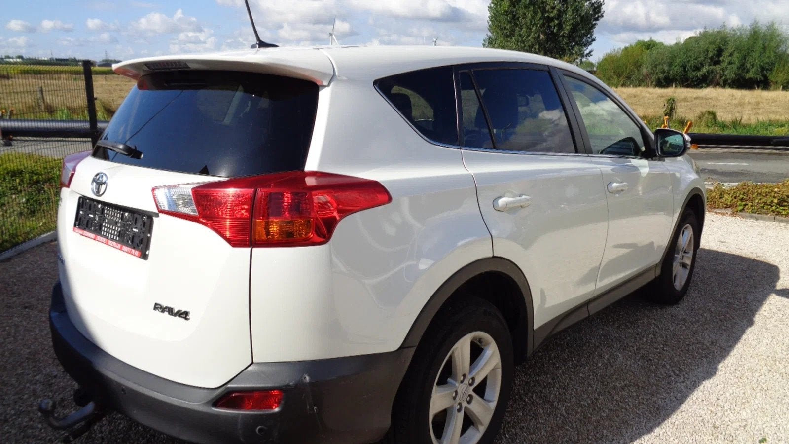 Toyota RAV4 LOUNGE, Autos, Toyota, Cuir, Euro 5, Achat, 5 portes