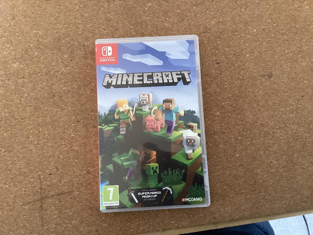 Nintendo switch spel: Minecraft, Ophalen, Nieuw, Eén computer, 3 spelers of meer