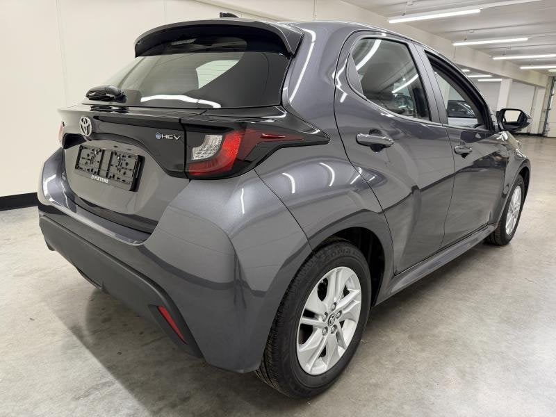 Toyota Yaris Dynamic, Automaat, 1498 cc, 5 deurs, Hybride Elektrisch/Benzine