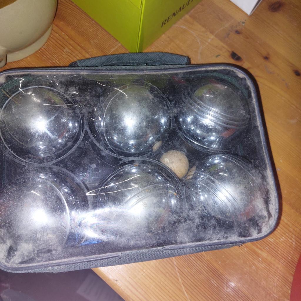 Petanque ballen in metaal, Ophalen