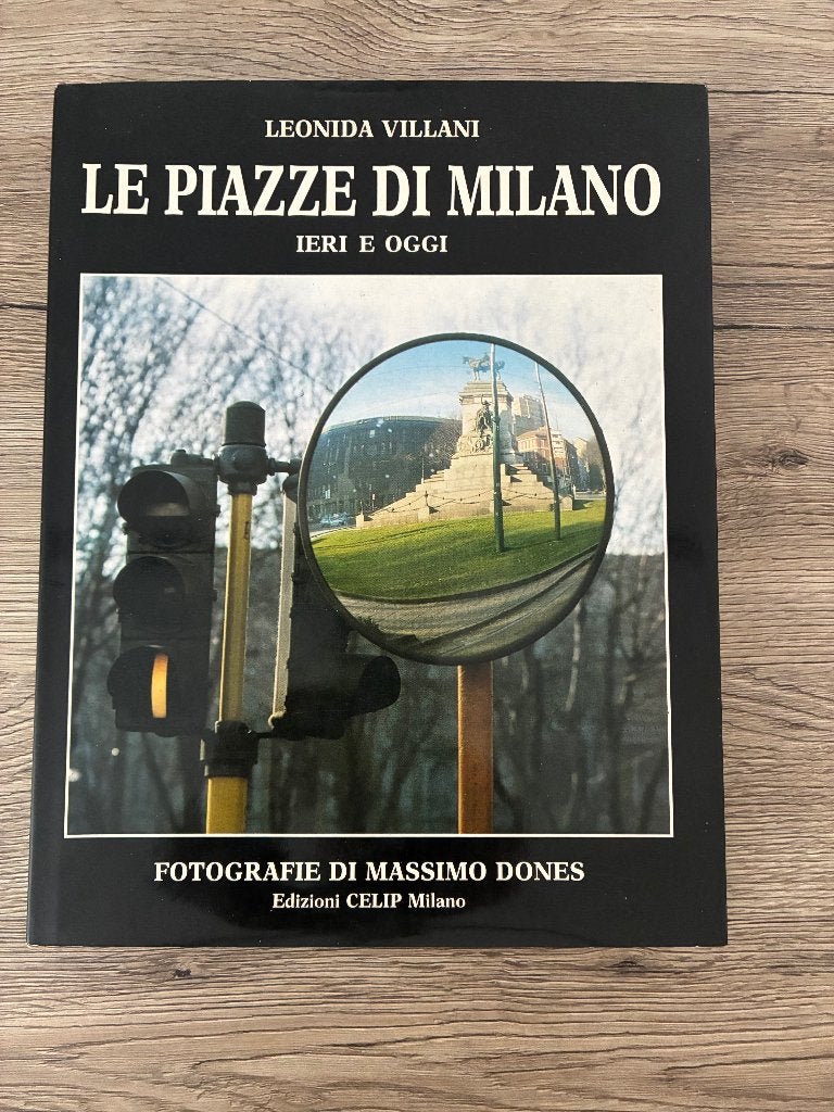 LE PIAZZE DI MILANO, Ophalen of Verzenden, Zo goed als nieuw, Architectuur algemeen