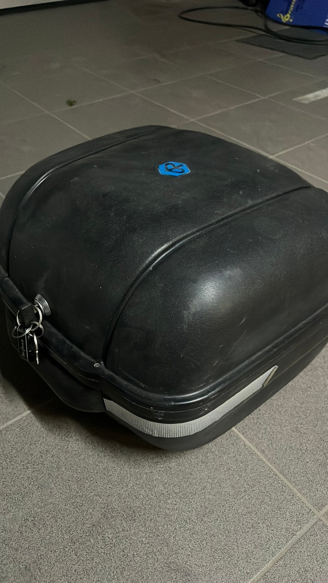 Piaggio koffer, Motoren, Ophalen, Zo goed als nieuw