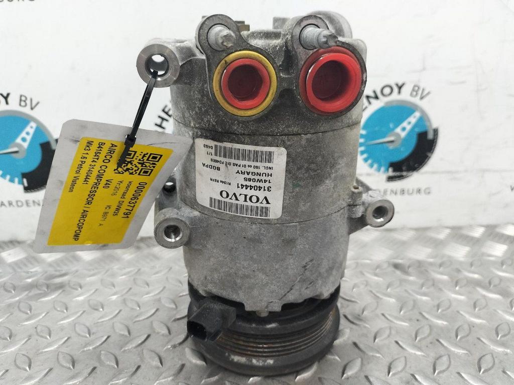 VOLVO V40 AIRCO COMPRESSOR / AIRCOPOMP 31404441 2016, Ophalen of Verzenden, Gebruikt, ARN erkend