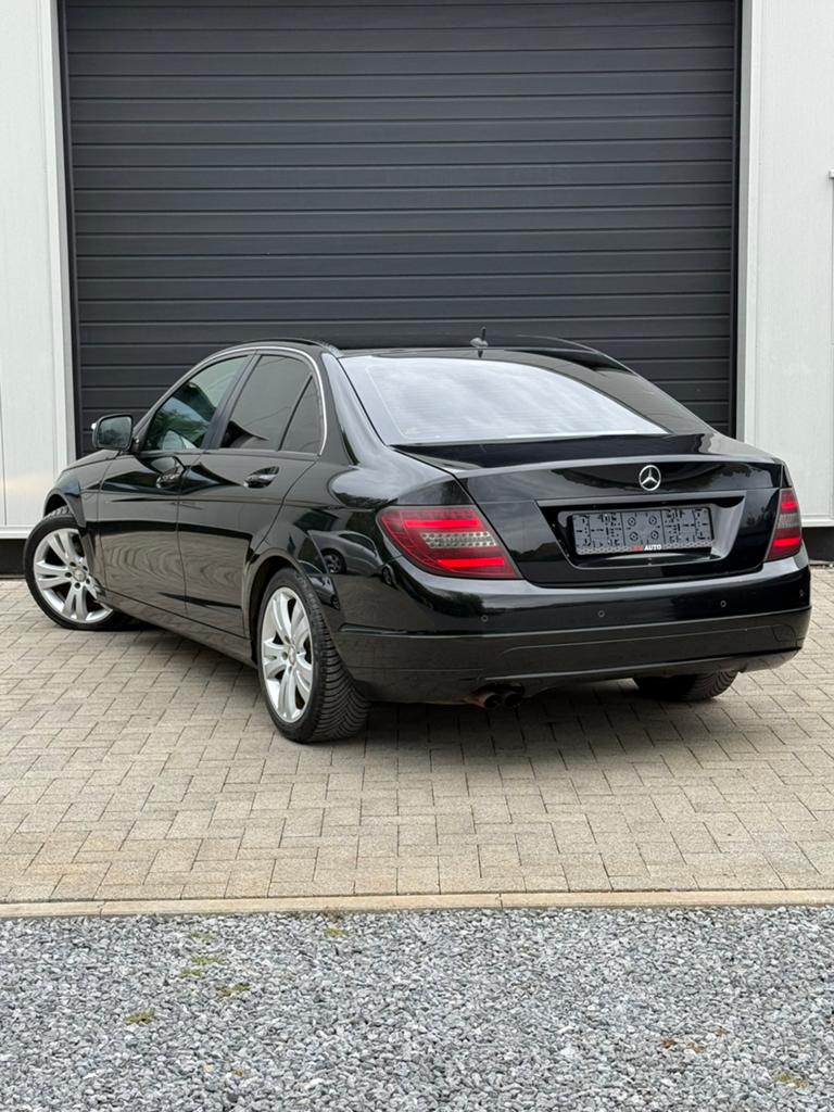 Mercedes C180 Kompressor Essence CarPlay, Autos, Achat, Entreprise, Boîte manuelle, 5 portes