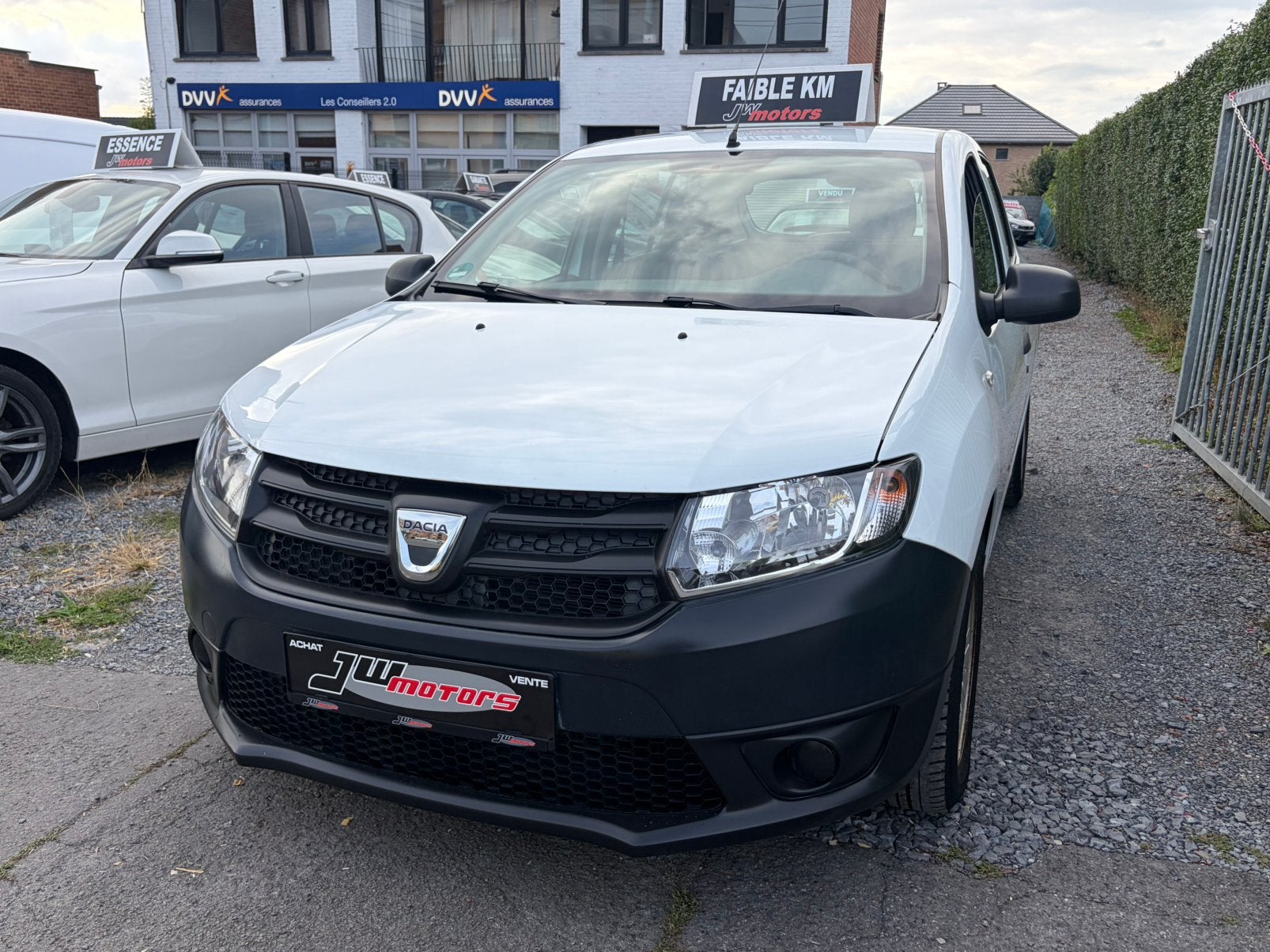 DACIA SANDERO**GARANTIE**55955KM**, Autos, Dacia, Euro 5, Boîte manuelle, Entretenue par le concessionnaire, Noir