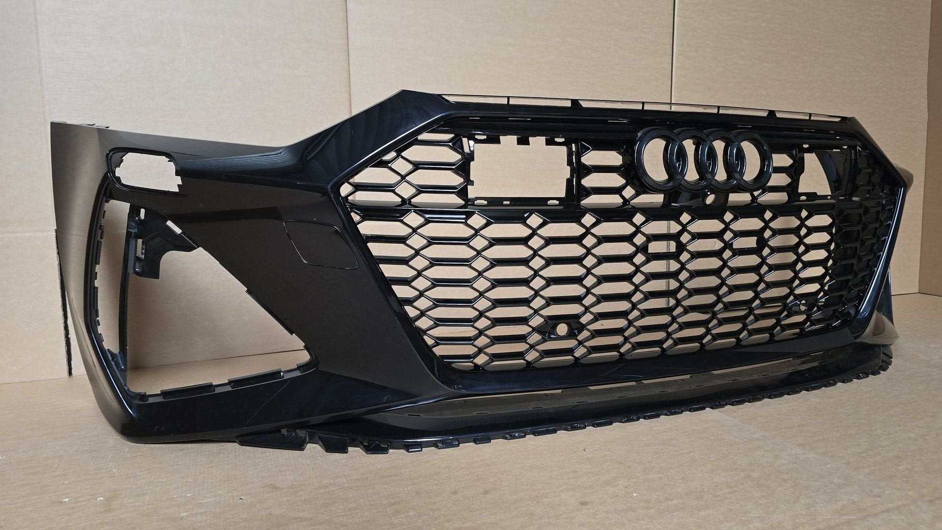 Voorbumper Audi A6 C8 4K RS6 RS 4xPDC KLS ORIGINEEL BUMPER, Gebruikt, -, Voor, Bumper