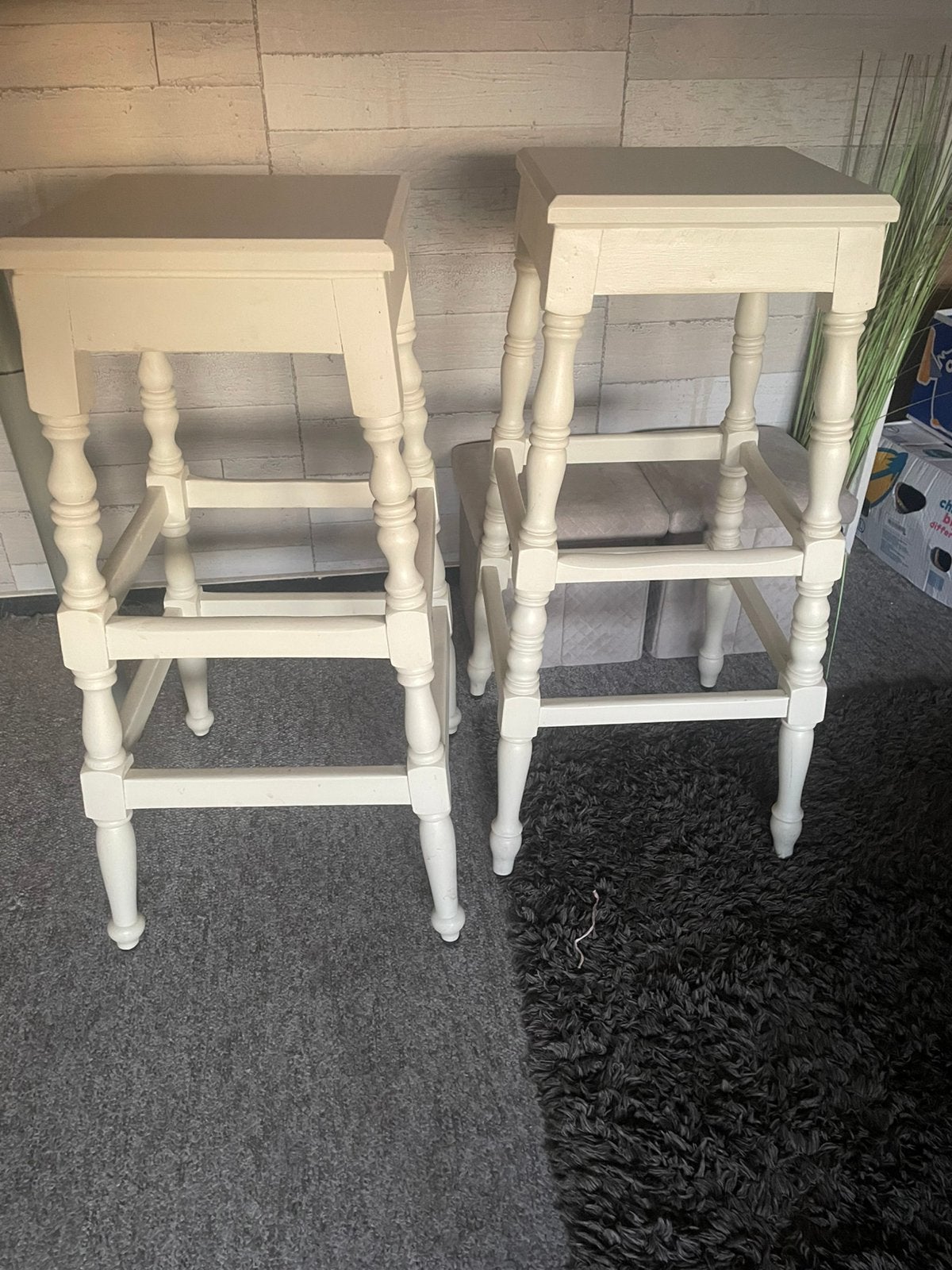 2 witte barkrukken, Huis en Inrichting, 2 krukken, Ophalen, Gebruikt, Hout