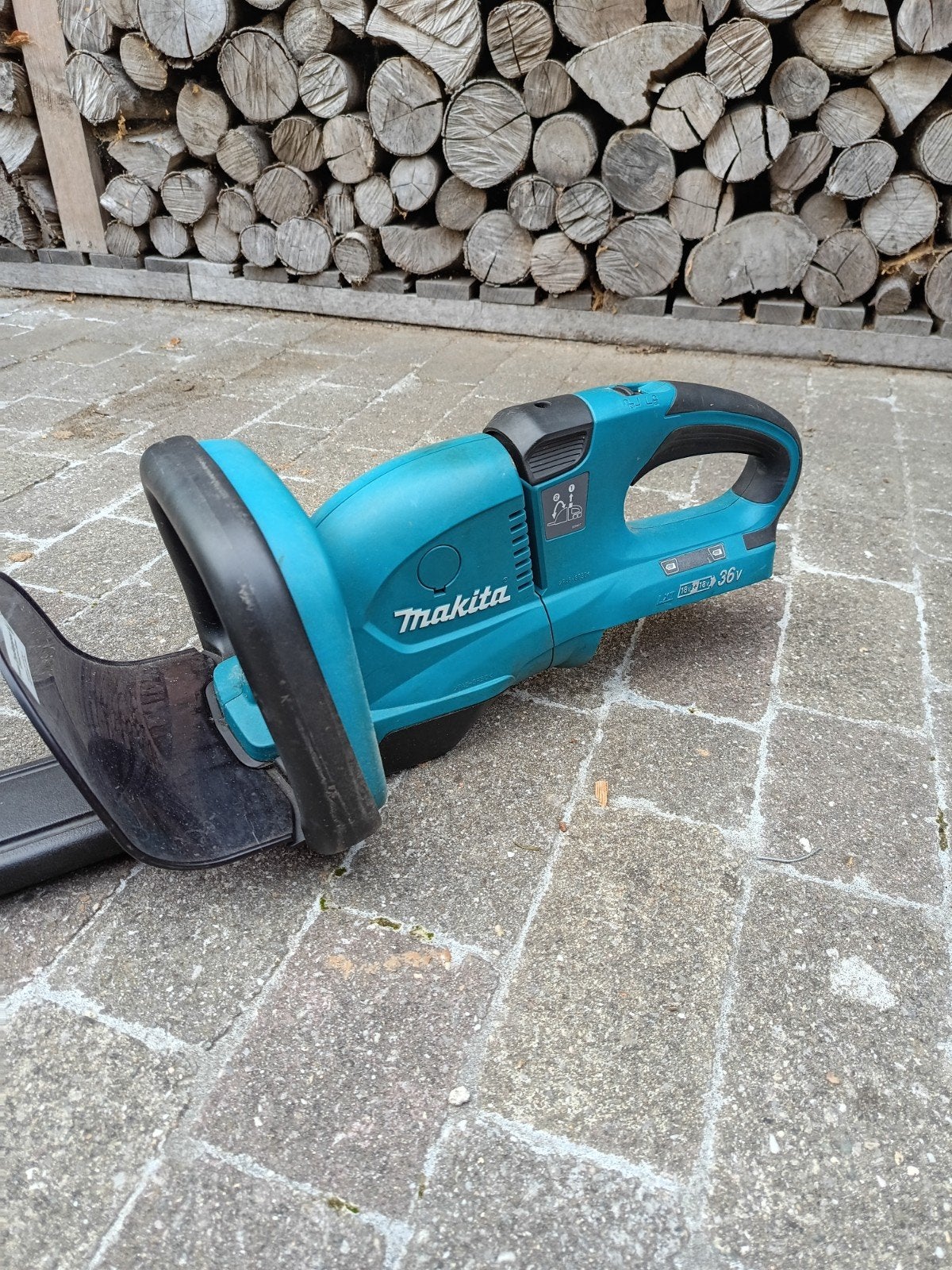 Taille-haie Makita, Jardin & Terrasse, Enlèvement, Batterie