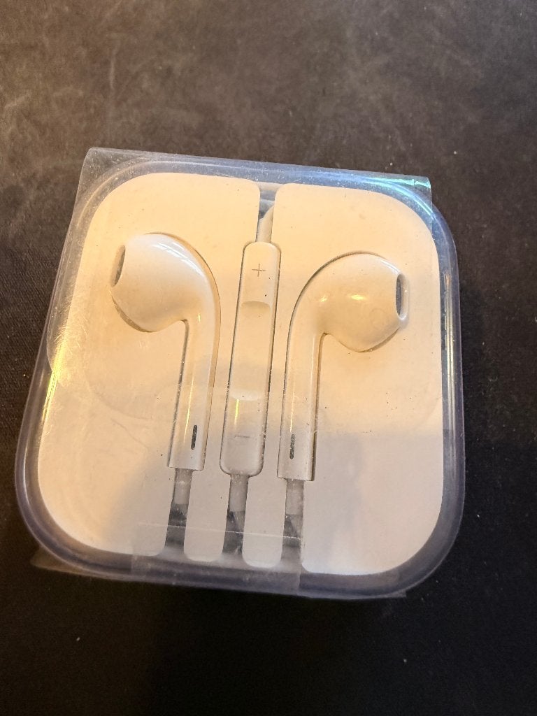 Apple EarPods 3.5mm jack – nieuw geseald, TV, Hi-fi & Vidéo, Casques audio, Neuf, Enlèvement ou Envoi, Blanc, Microphone