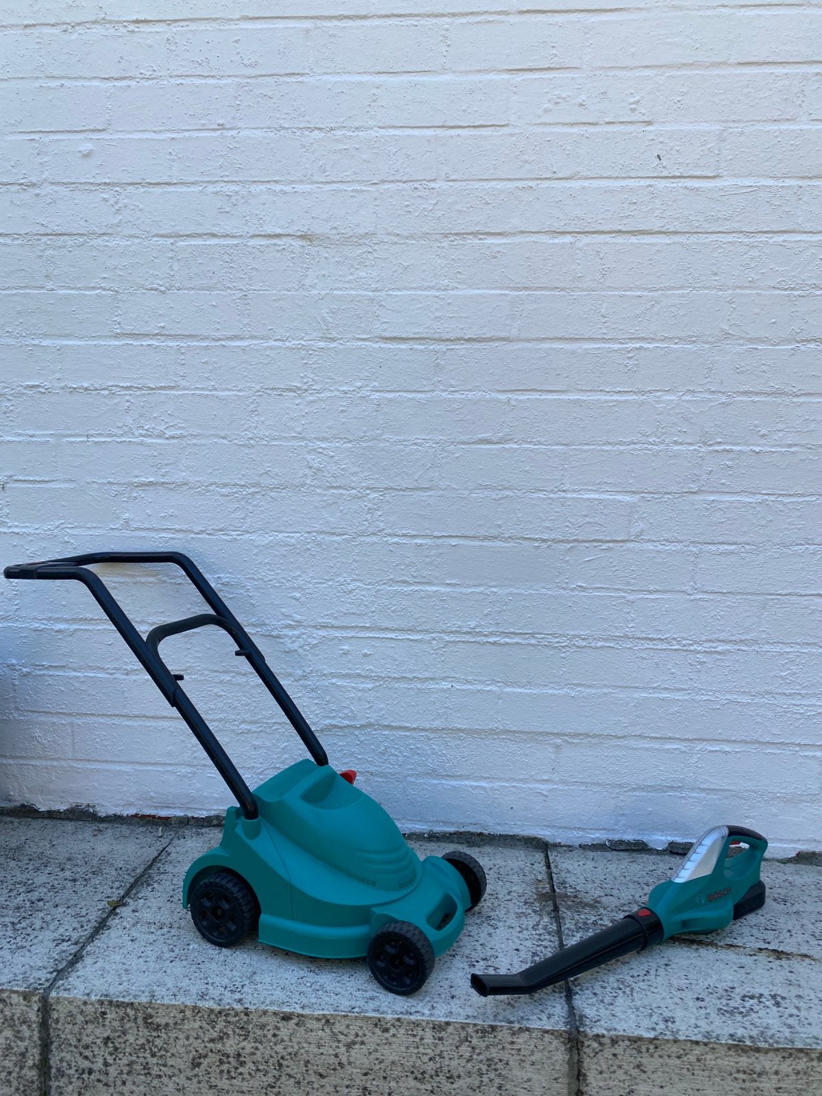 Speelgoed Bosch grasmaaier en blazer, Tuin en Terras, Ophalen, Gebruikt