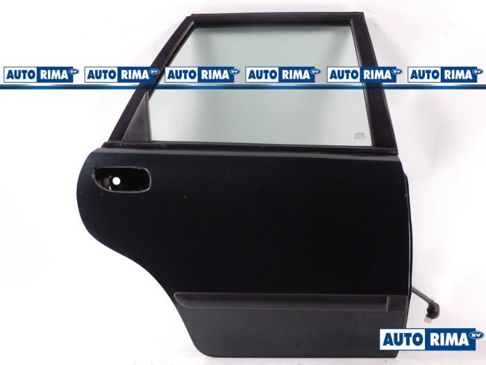 Portier 4Deurs rechts-achter van een Volvo V40 (244), Gebruikt, -, Deur, -