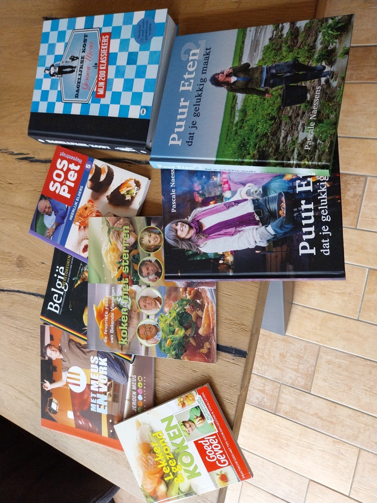 8 Livres recettes cuisine en néerlandais, Livres, Enlèvement, Neuf