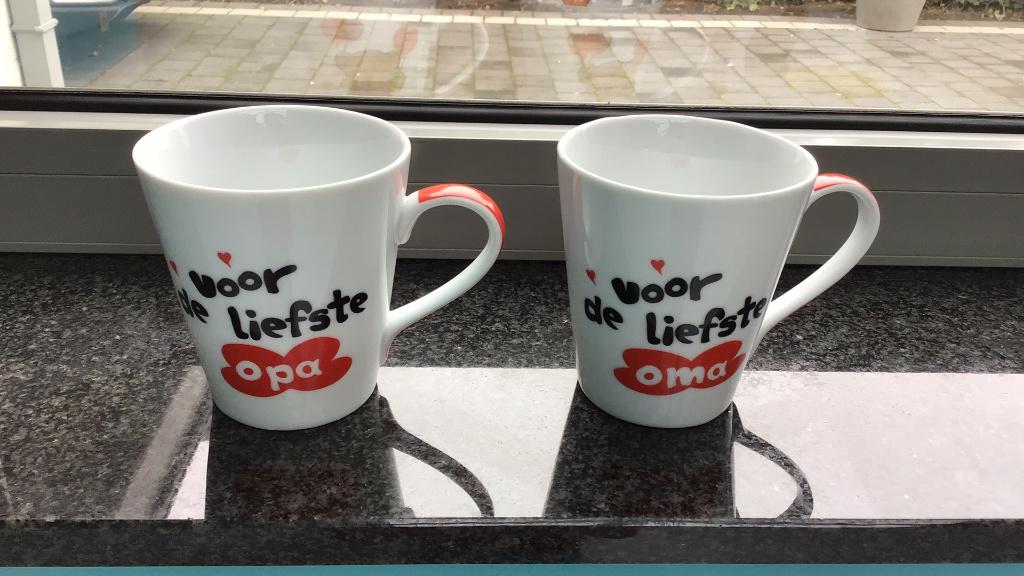 Tassen oma & opa NIEUW, Ophalen, Nieuw, Overige stijlen, Kop(pen) en/of Schotel(s)