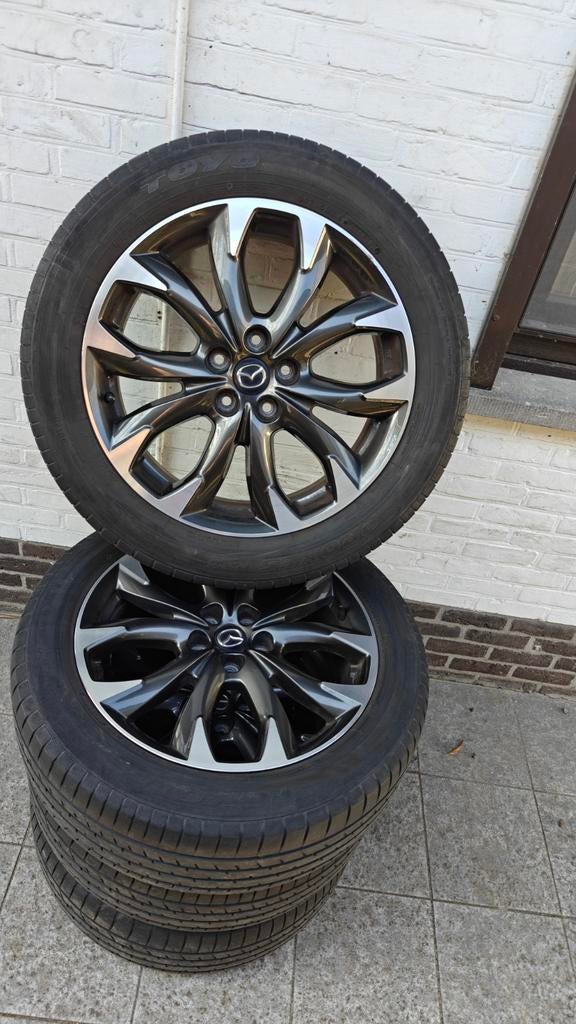 À vendre kit d'été d'origine mazda CX-5 19 pouces, Autos : Pièces & Accessoires, Pneus & Jantes, Pneus et Jantes, Pneus été, 19 pouces