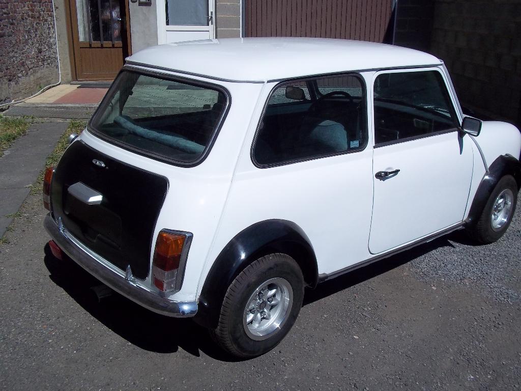 AUSTIN MINI 1000 de 1983, Auto's, Voorwielaandrijving, 4 cilinders, Wit, Handgeschakeld