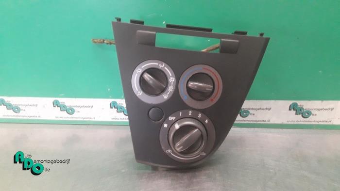 Panneau de commandes chauffage d'un Daihatsu Cuore (Cuore 08, Daihatsu, -, 3 mois de garantie, Utilisé