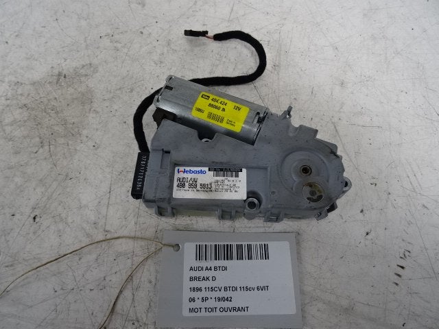 TOIT OUVRANT MOTEUR Audi A4 Avant (B7) (4B0959591J), Auto-Union-Straße  1,
85057  Ingolstadt, DE, Info@audi.de, Audi, Utilisé