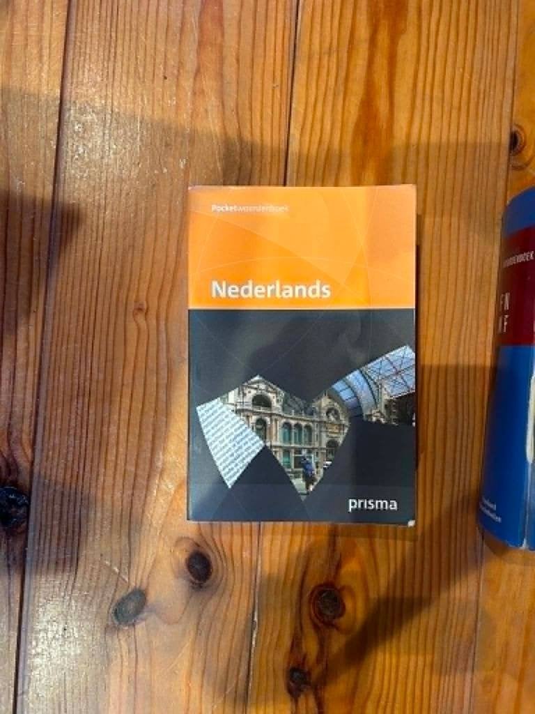 woordenboek, Livres, Dictionnaires, Enlèvement, Comme neuf, Néerlandais