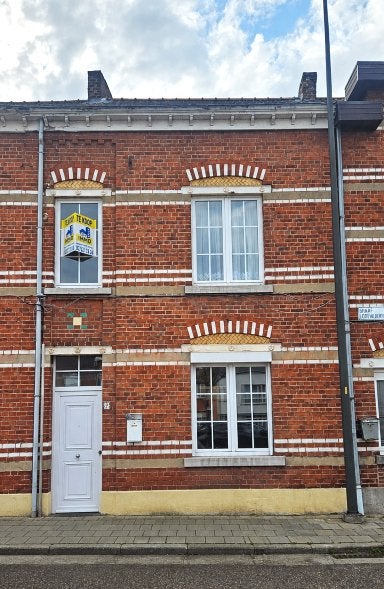 Centraal gelegen woning in het centrum van Borgloon, Immo, Maison 2 façades, 466 kWh/m²/an, Province de Limbourg, Jusqu'à 200 m²