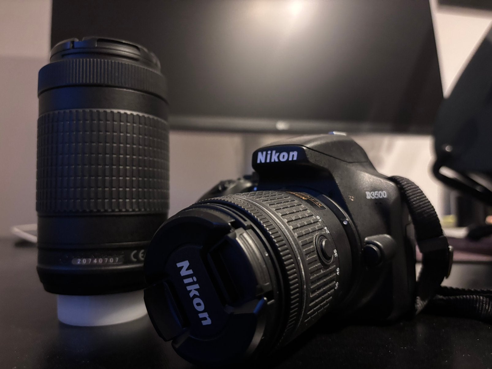 Nikon D3500 inclusief 2 lenzen, Ophalen, Zo goed als nieuw, Nikon