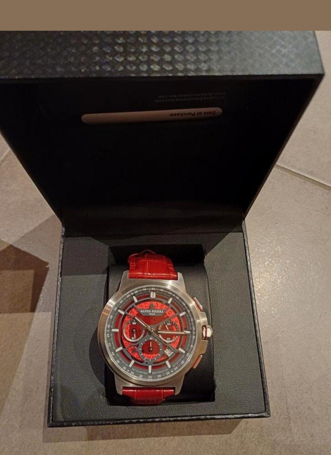 Nieuw horloge te koop, Ophalen of Verzenden