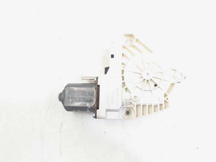Moteur de vitre portière d'un Audi A4, -, 3 mois de garantie, Audi, Utilisé