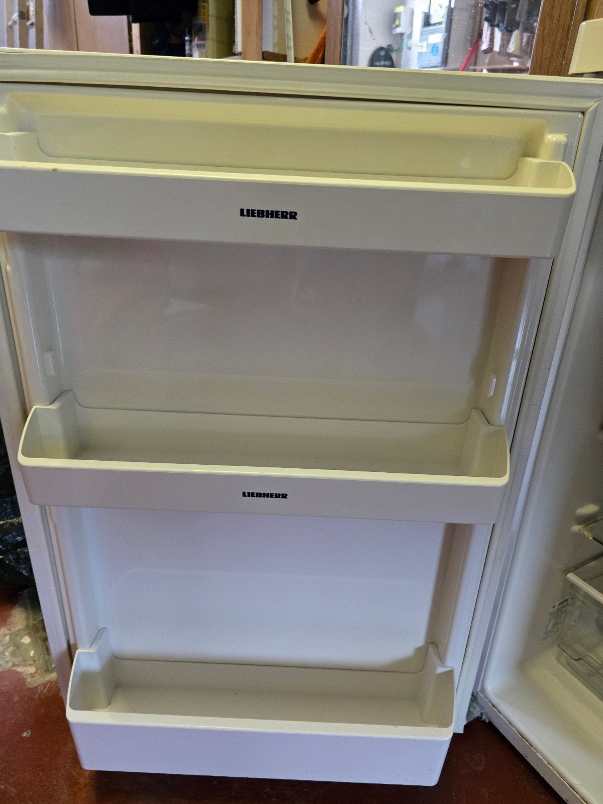 Koelkast LIEBHERR te koop., Gebruikt, 45 tot 60 cm, Met vriesvak, Ophalen