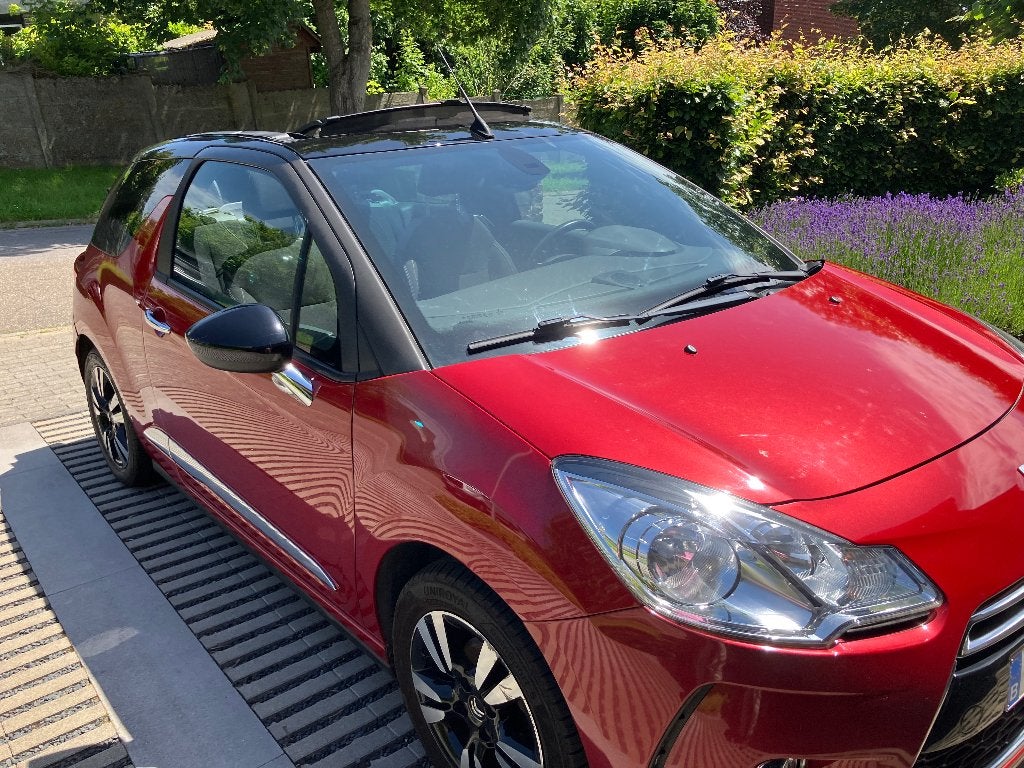 DS 3 CABRIO So Chic 1.2 essence - 67082 km, Autos, DS, Rouge, Euro 5, Achat, Cabriolet