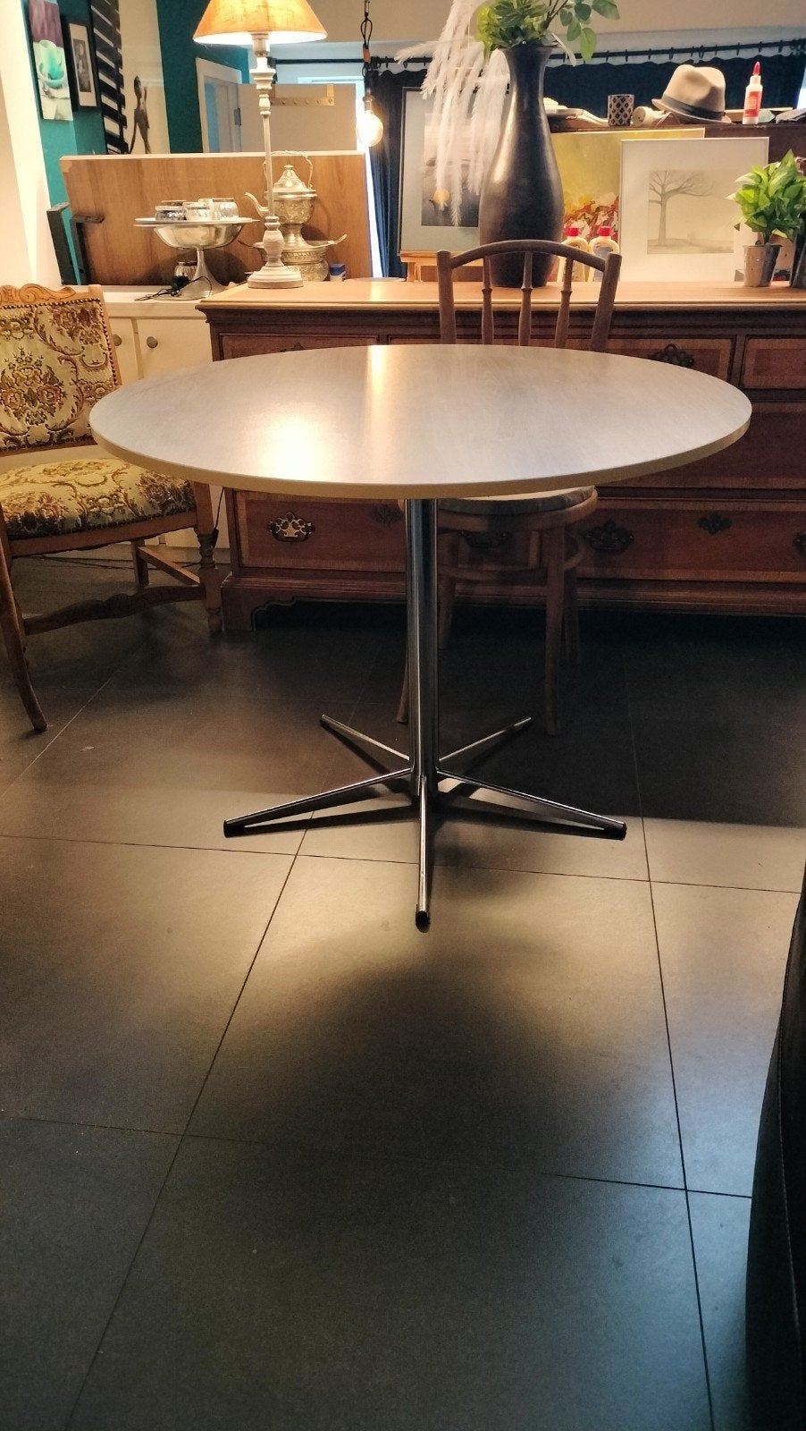 Vintage space-age ronde tafel, Ophalen