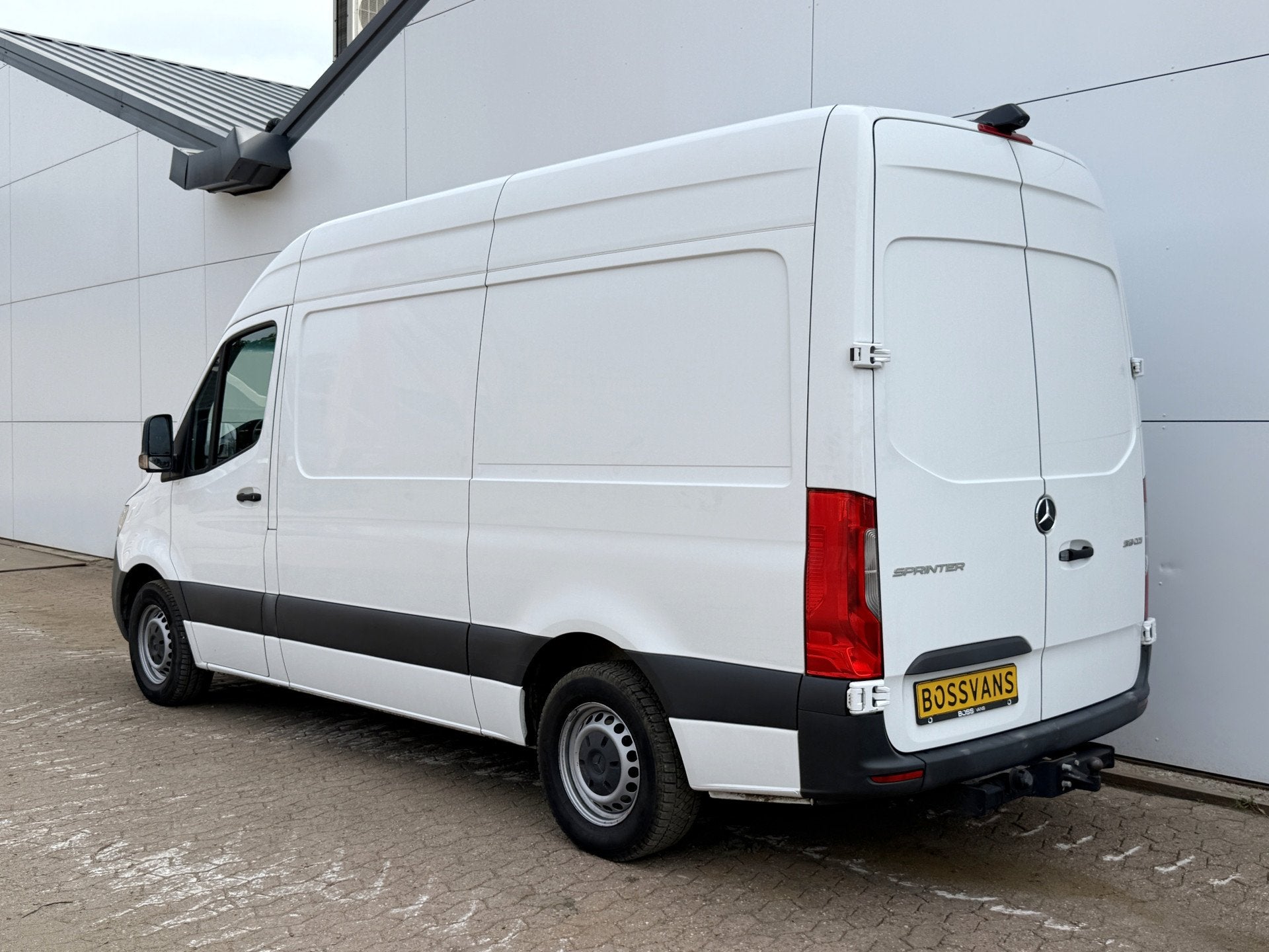 Mercedes-Benz Sprinter 319 3.0 V6 6-cilinder L2H2 10-Inch MB, Auto's, Gebruikt, Zwart, Mercedes-Benz, Bedrijf
