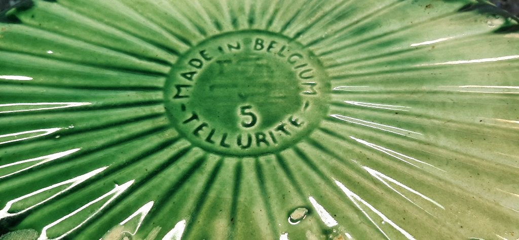 Lot Tellurite de plats à four  Art déco  avec barbotine, Enlèvement ou Envoi