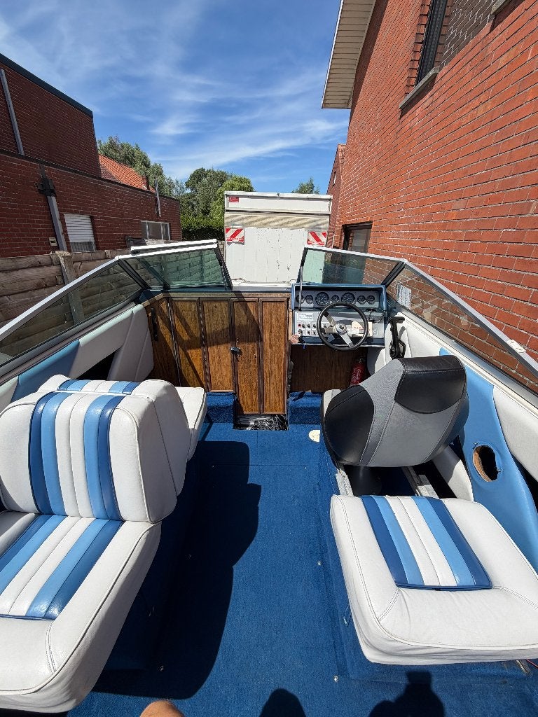 Sea Ray Seville 19 Cuddy Speedboat – 4.3 V6 205 pk + trailer, Watersport en Boten, Ophalen, Gebruikt, Binnenboordmotor, Sea Ray