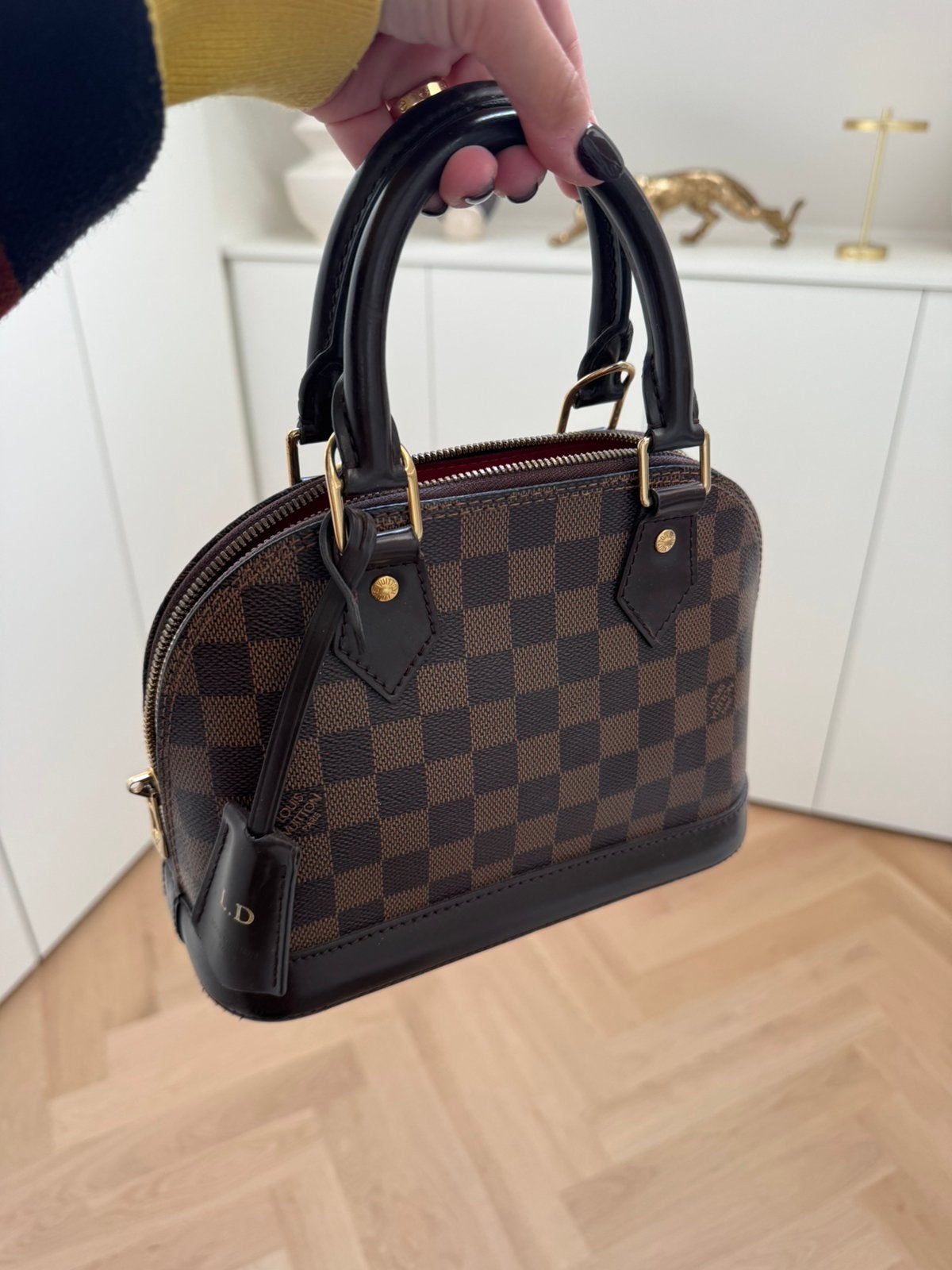 Louis Vuitton Alma BB Damier Ebene, Bijoux, Sacs & Beauté, Enlèvement, Comme neuf