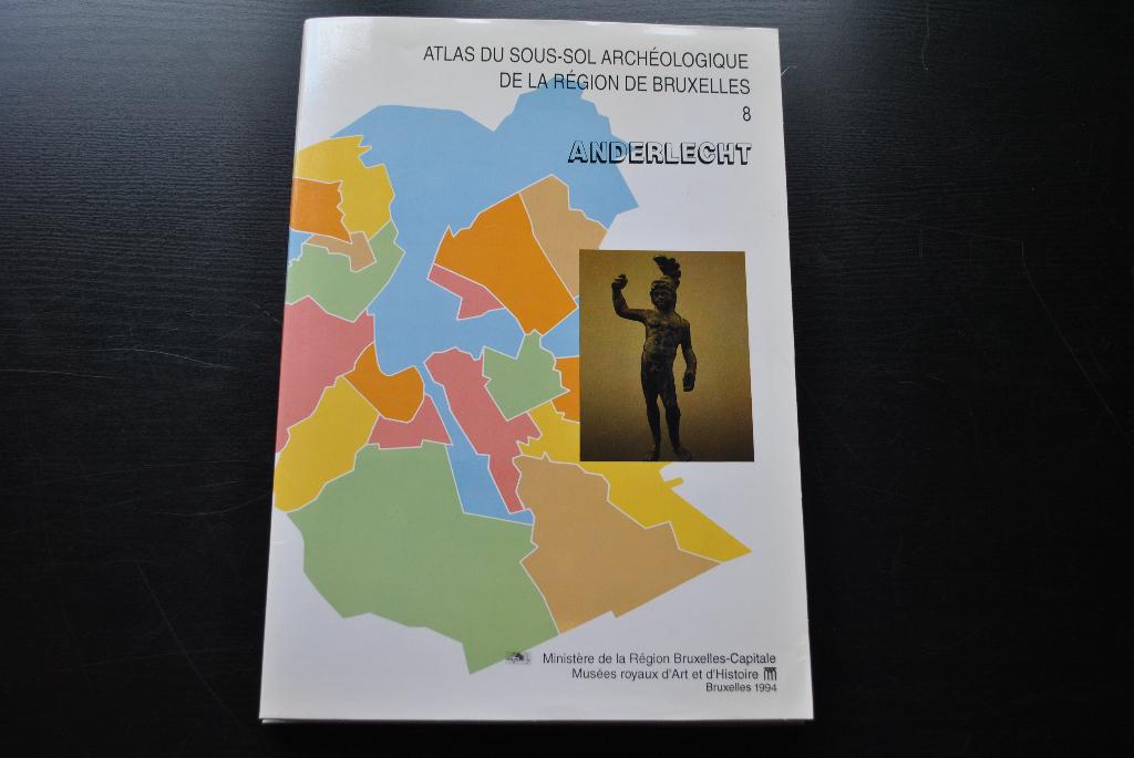 ANDERLECHT ATLAS DU SOUS-SOL ARCHEOLOGIQUE REGION BRUXELLES, Enlèvement ou Envoi, Comme neuf