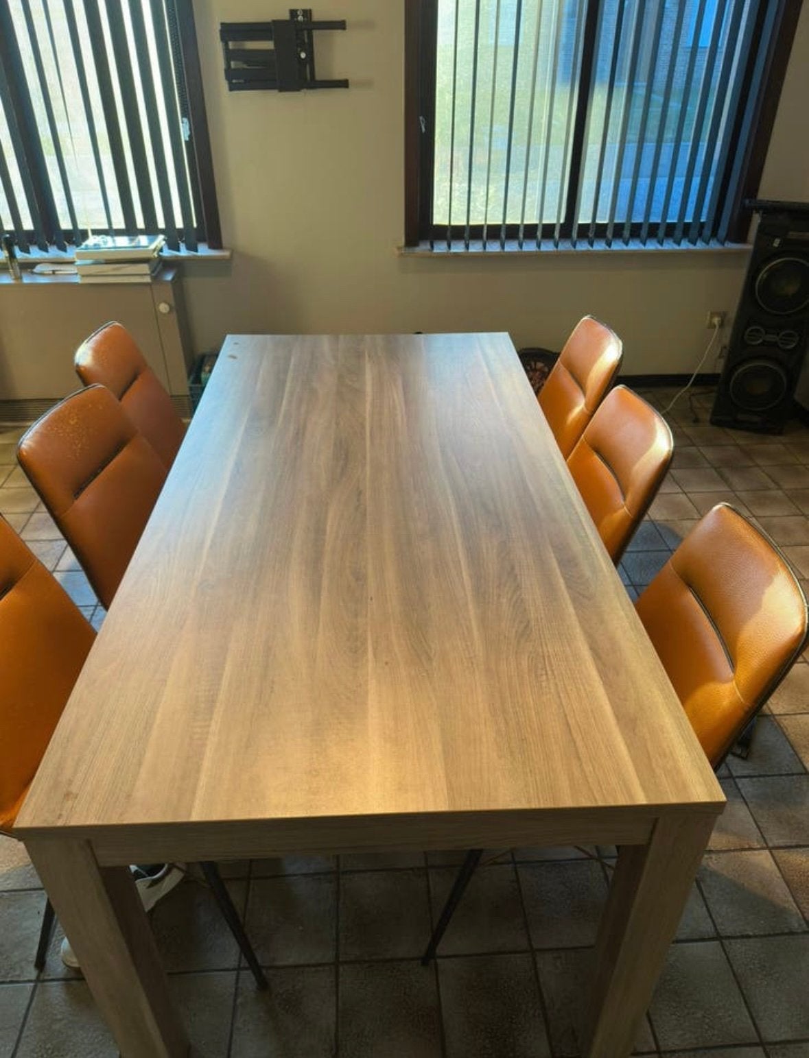 Tafel met stoelen, Ophalen, Zo goed als nieuw
