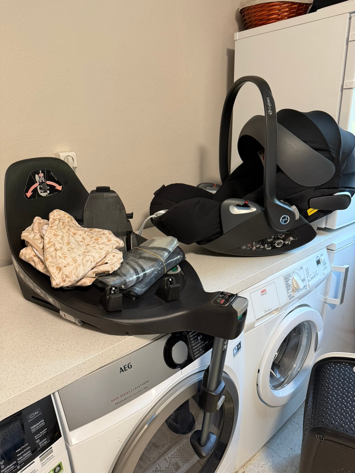Cybex Cloud Z+Cybex Baze+housse de protection+de pluie, Enlèvement, Comme neuf