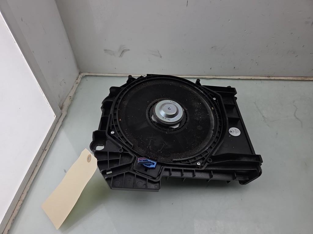DIVERSEN BMW 5 serie (F10) (|9195200|65139195200|), Auto-onderdelen, Gebruikt, BMW, Petuelring 130
80809  München, DE, Bayerische Motoren Werke AG