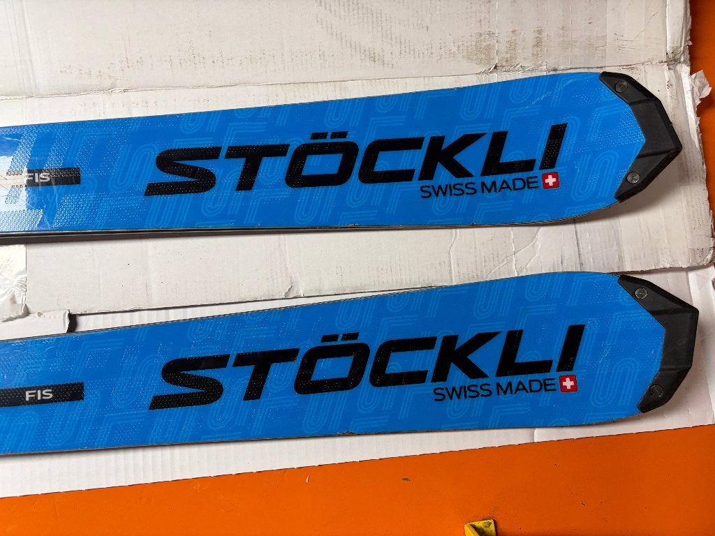 2024-25 Stöckli Laser SL FIS 165cm, WRT12 binding, D20 plaat, 160 à 180 cm, Autres marques, Carving, Skis