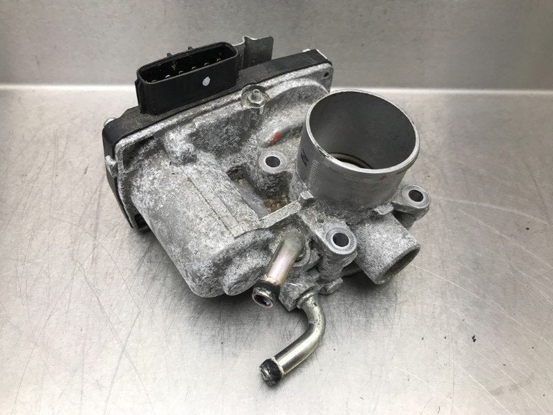 BOITIER PAPILLON Mitsubishi Space Star (A0) (01-2012/-), Utilisé, Mitsubishi