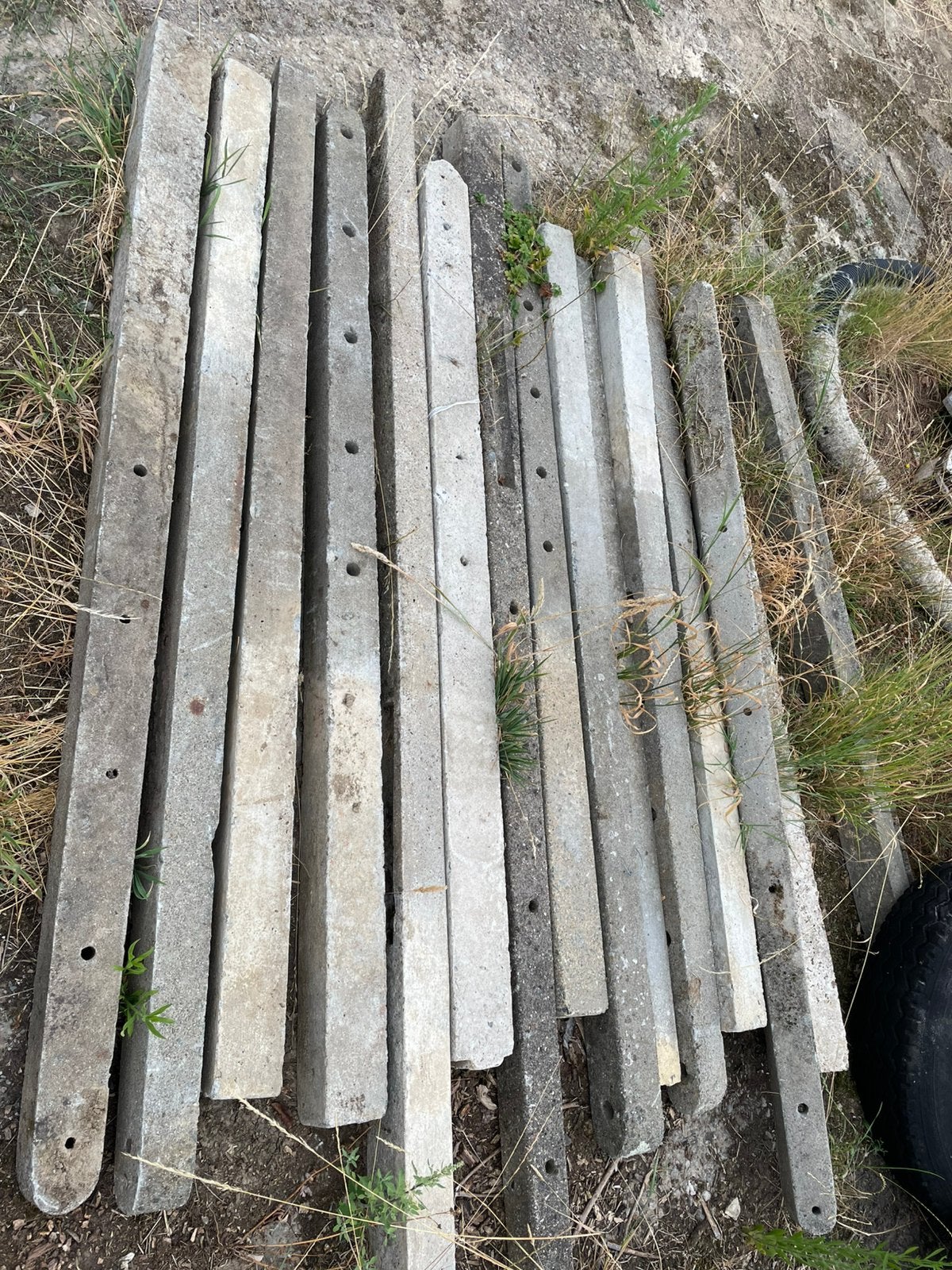 Weidepalen beton 3eu stuk, Enlèvement, Comme neuf