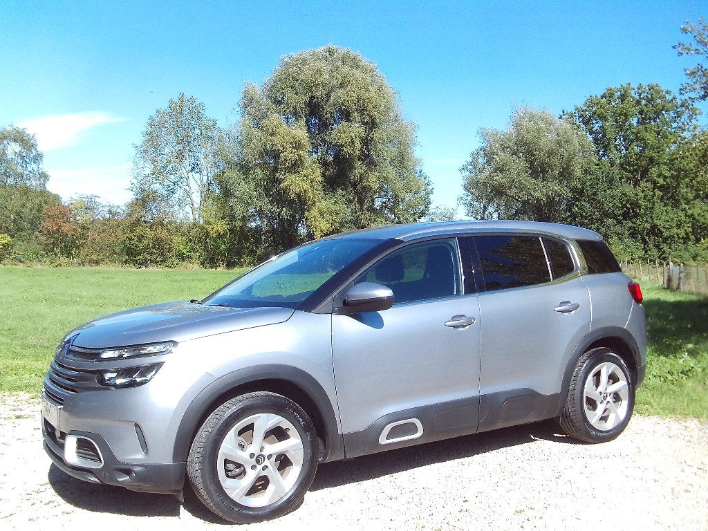 Citroen C5 Aircross Benzine 75dkm 18"Alu Camera LED 131PK 22, Argent ou Gris, Achat, Euro 6, Entreprise