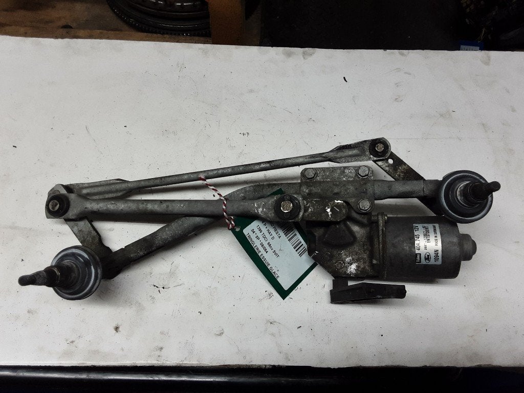 RUITENWISSER MECHANIEK Fiesta 5 (JD / JH) (2S6117500AE), Gebruikt, Mevr. I. Hauben, Ford, Rue de l'Espoir 34 34
4030  GRIVEGNÉE, BE