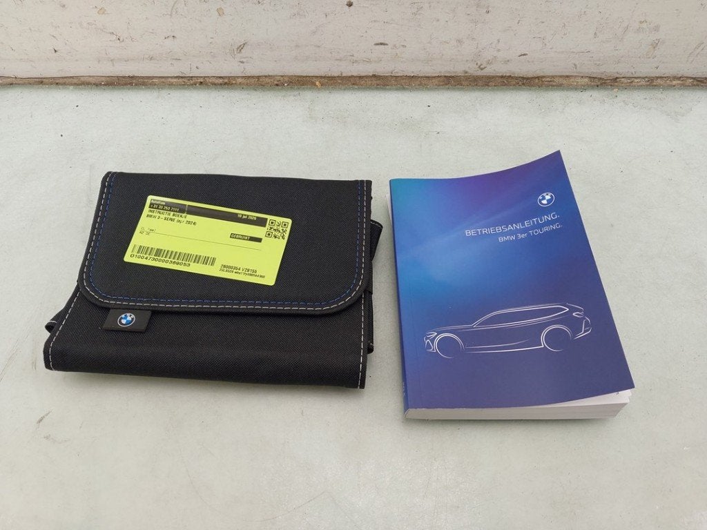 MANUEL UTILISATEUR NOTICE BMW 3 serie Touring (G21), Utilisé, BMW, Petuelring 130
80809  München, DE, Bayerische Motoren Werke AG