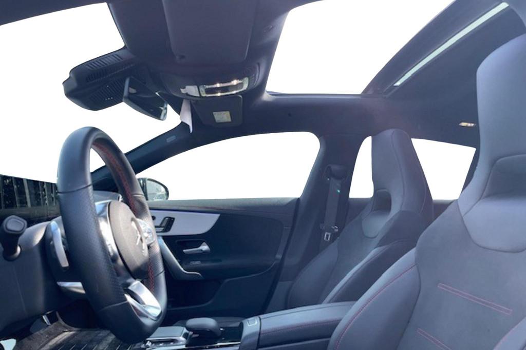 Mercedes-Benz CLA-Klasse Shooting Brake CLA 250 e AMG Line, Autos, Achat, Entreprise, Hybride rechargeable, Noir