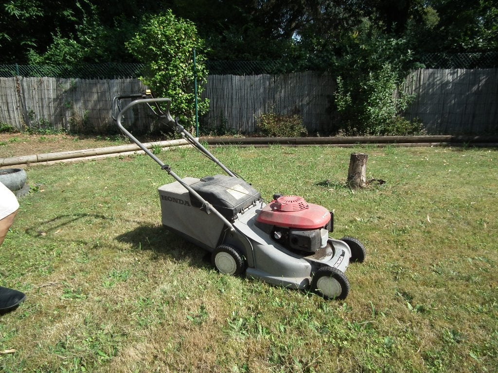 Tondeuse Honda HRB 425 C (à vendre pour déménage), Vitesses, Tondeuses à gazon à essence, 40 à 49 cm, Enlèvement
