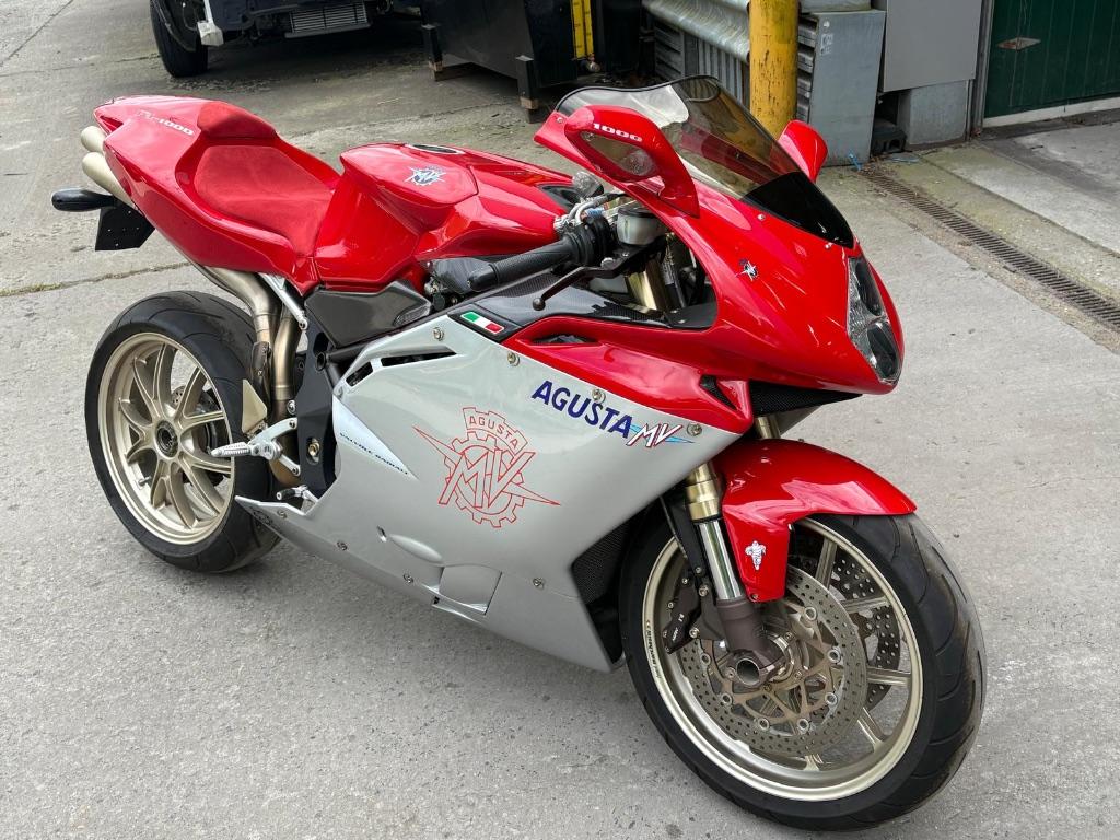 AGUSTA MV F4 1000, Motoren, 4 cilinders, Super Sport, Gebruikt, Bedrijf