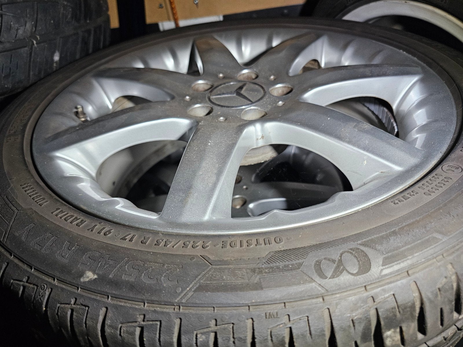 Mercedes w203  225/45/17, Auto-onderdelen, Ophalen of Verzenden, Gebruikt, Mercedes-Benz
