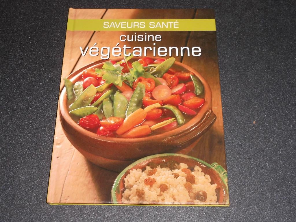 Cuisine végétarienne-Les simplissimes-63p, Enlèvement ou Envoi, Comme neuf, Plat principal