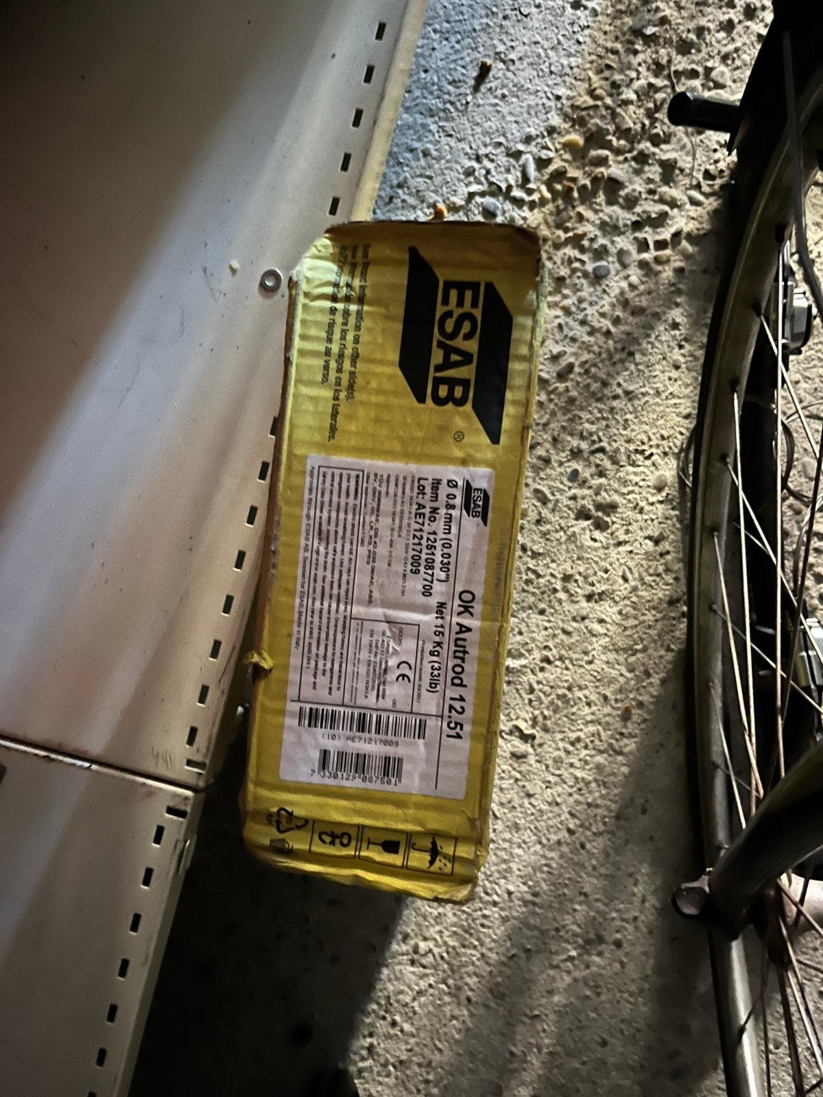 Esab 12.51 0’8 dik rol van 15kg, Doe-het-zelf en Bouw, Ophalen, Zo goed als nieuw
