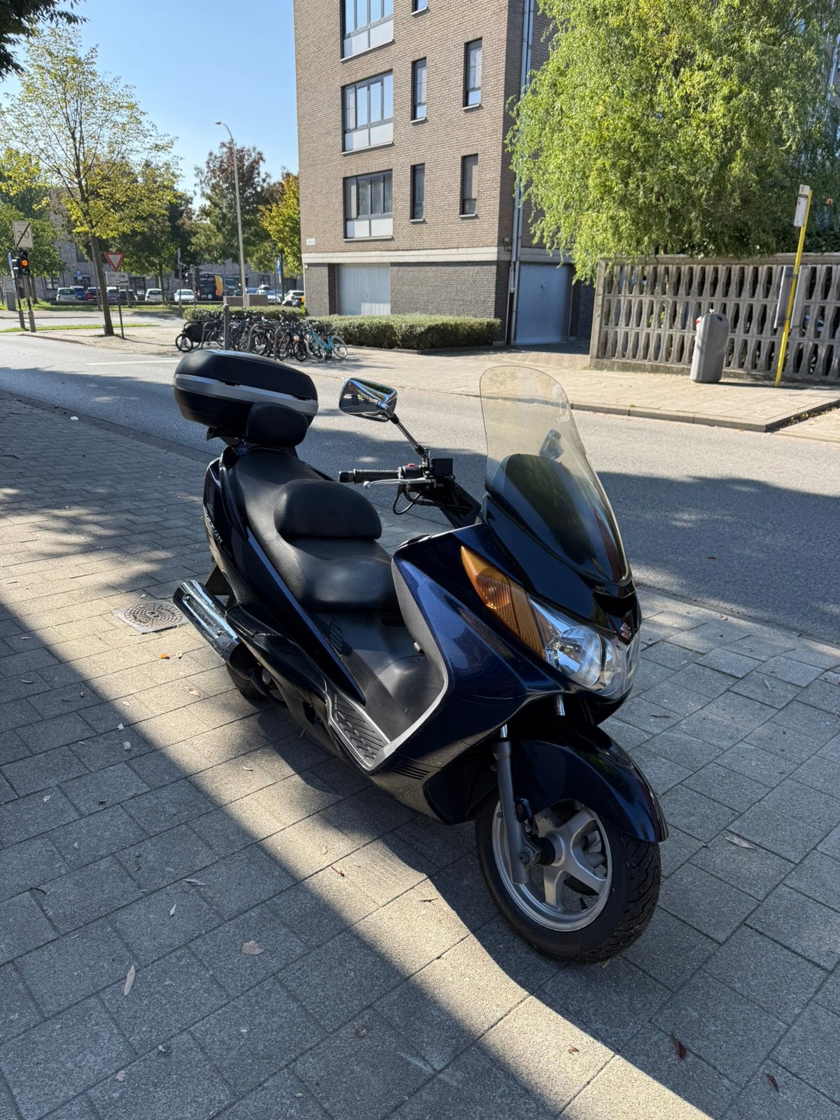 Titel: Suzuki Burgman 400 AN400 - 2004 -, Motoren, Particulier